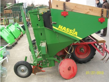 hassia 2,5 tonn - آلة البذر