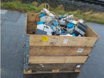  Unused Box of Water Spreaders to suit Bomag - ملحق