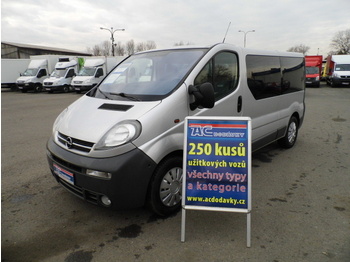 Opel Vivaro 9 sitze klima,automatik  - حافلة صغيرة
