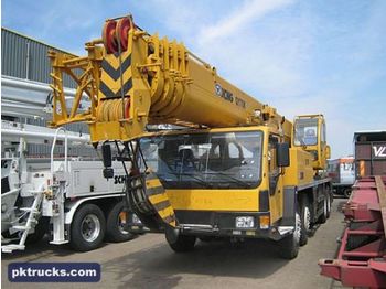 XCMG QY70K 8x4 crane truck - موبايل كرين