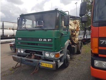 شاحنة الشفط DAF 1700: صورة 1