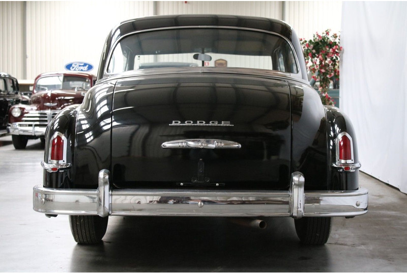 سيارة Dodge Coronet 1950: صورة 4