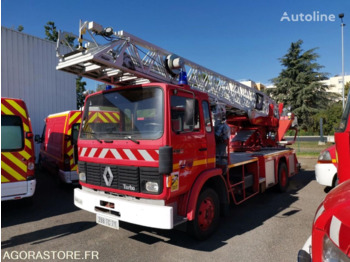 Renault S150 - سيارة إطفاء
