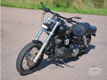 Harley-Davidson FXDB Dyna Street Bob Motorcykel (76hk)  - دراجة نارية