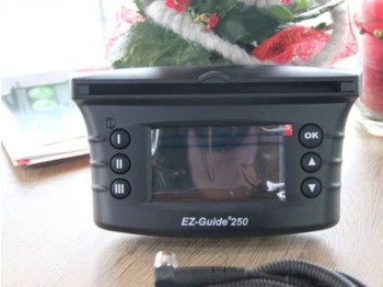 Steyr EZ-Guide 250 mit AG 15 Antenne - نظام ملاحة